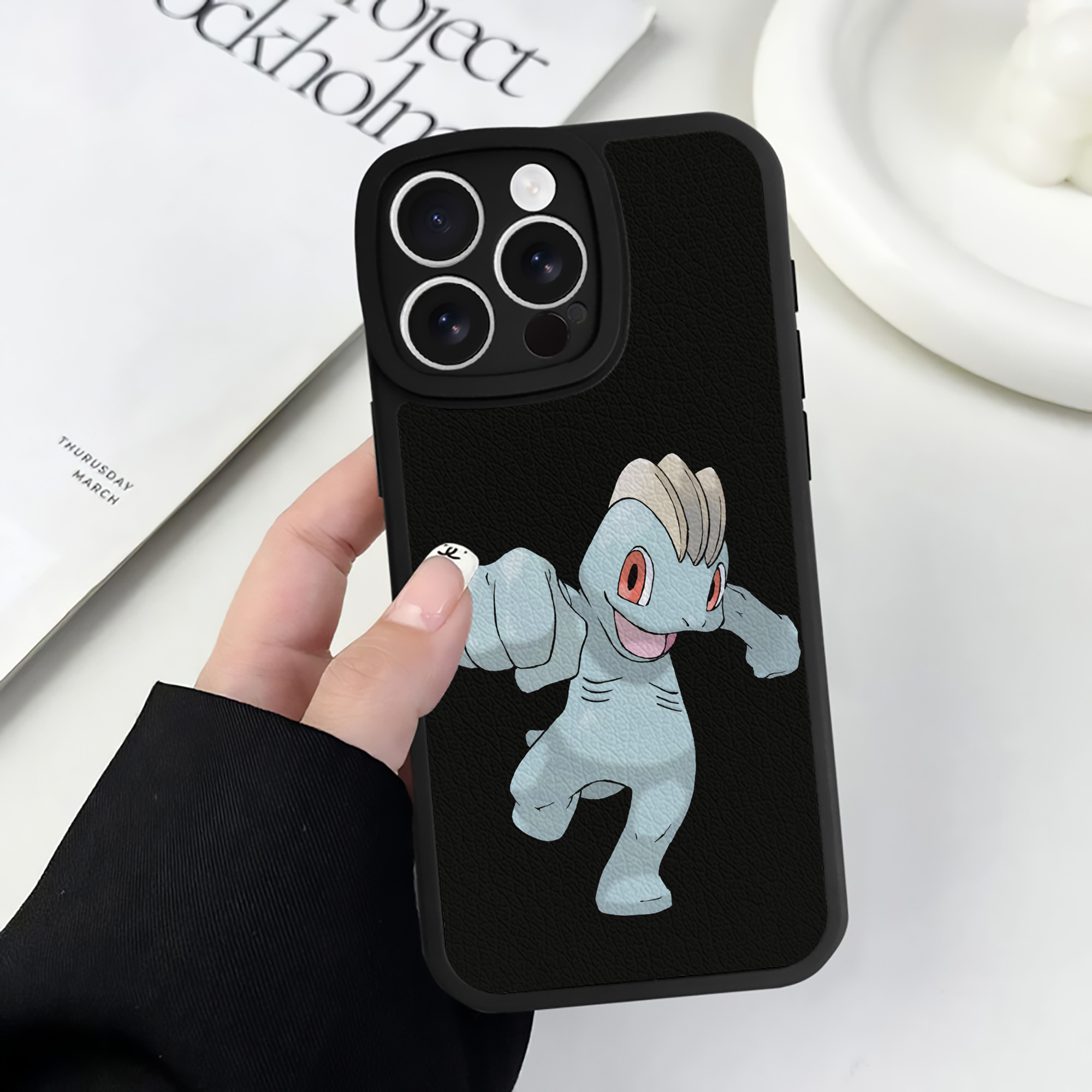 （画像用） ポケットモンスター Pokémon 【iPhone 16シリーズ対応】シリコンスマホケース（レザー調） 材質：シリコン